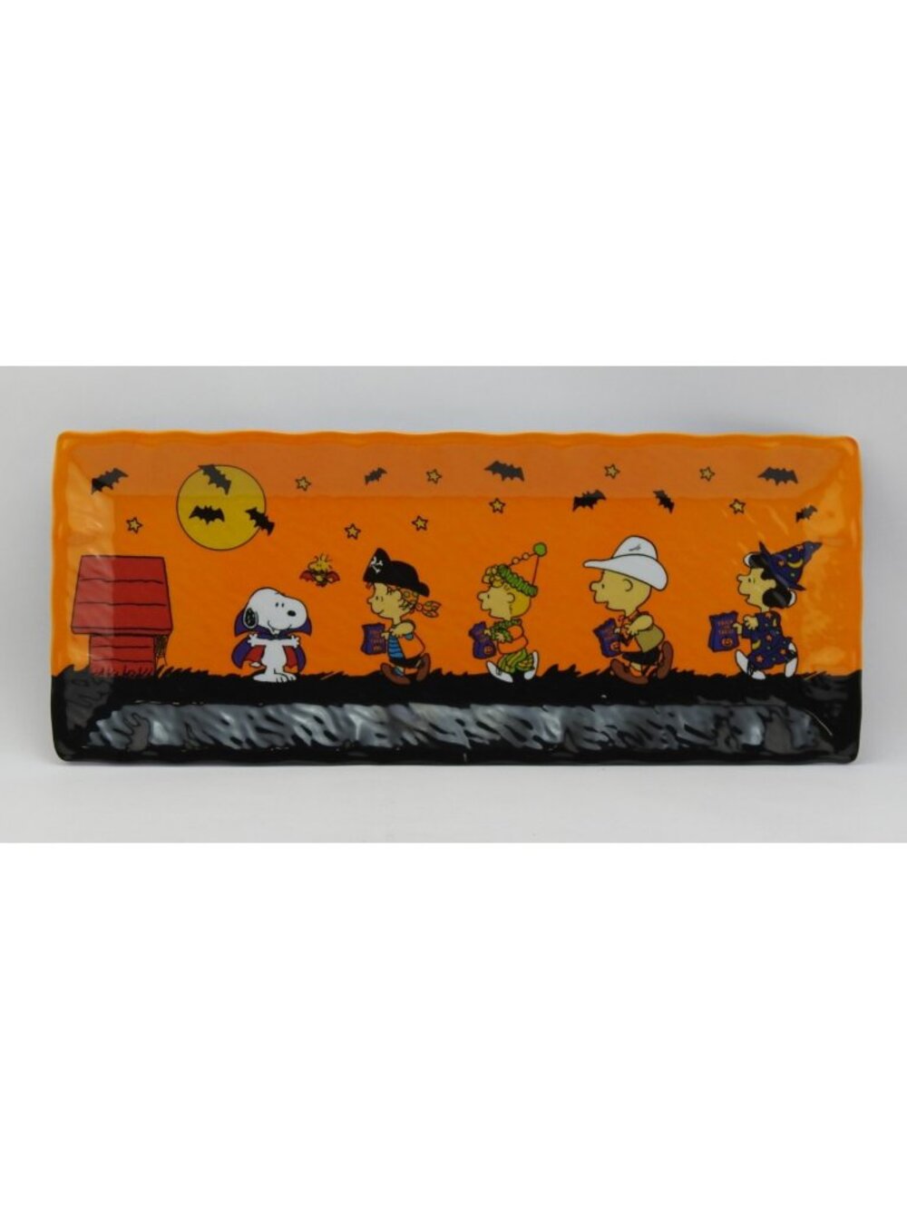 New Peanuts Snoopy Charlie Brown & Gang Halloween Melamine Serving Tray 19"
